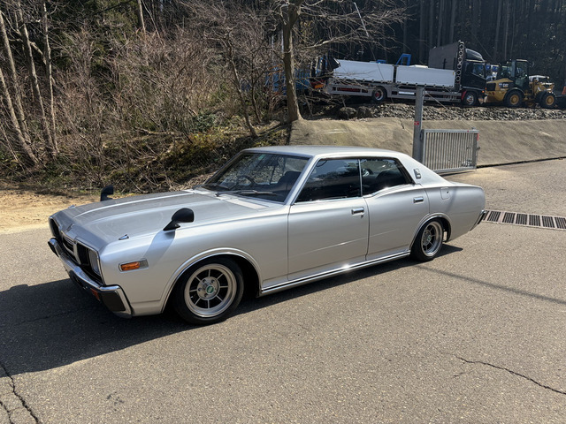 日産 セドリック 
