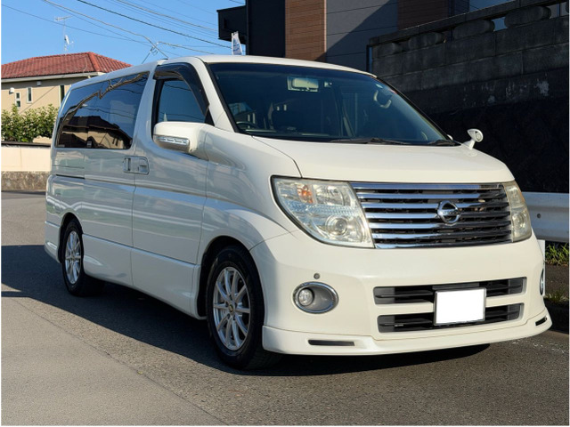 日産 エルグランド 