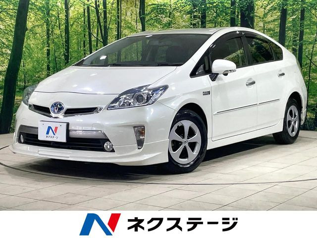 トヨタ プリウスPHV 
