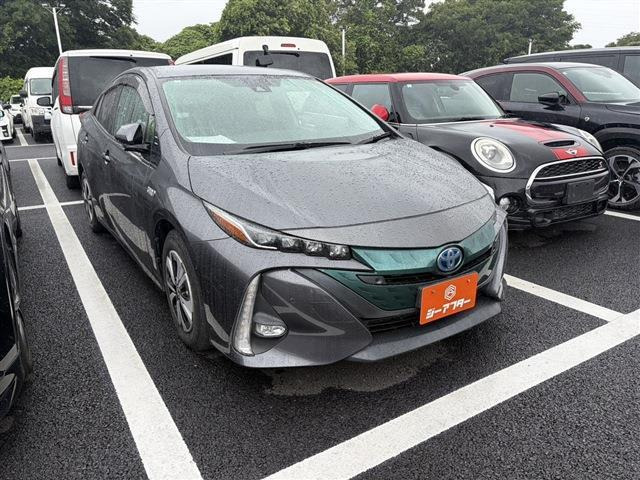 トヨタ プリウスPHV 