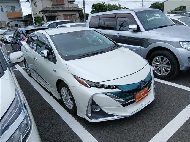 トヨタ プリウスPHV 