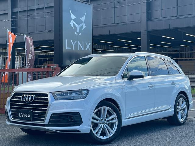 アウディ Q7 