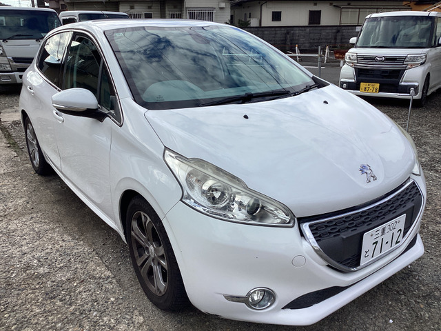 プジョー 208 