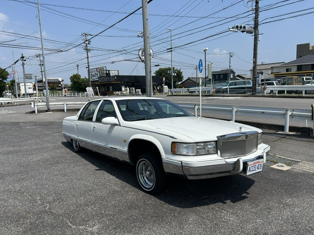 キャデラック フリートウッド 