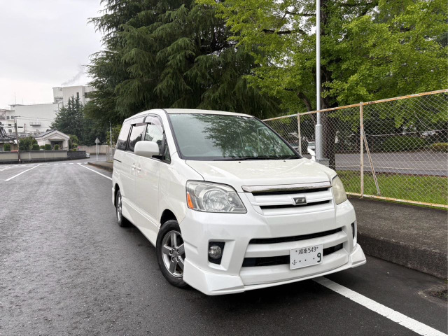 トヨタ ノア 