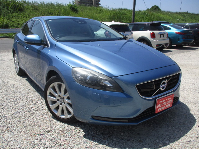 ボルボ V40 