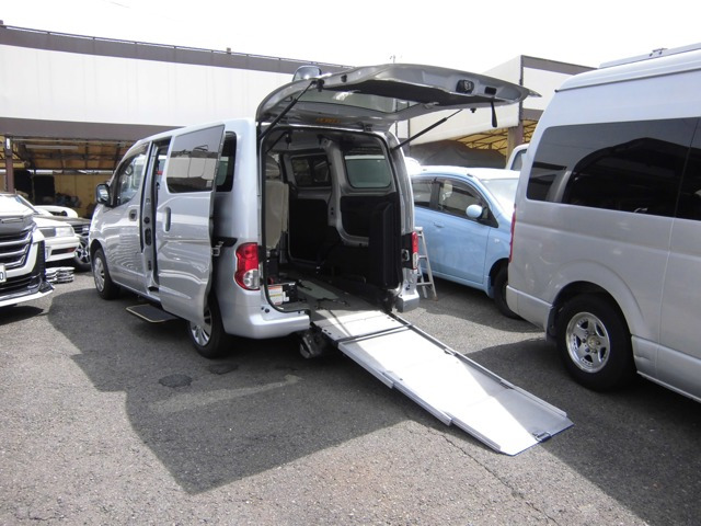 日産 NV200バネットバン 