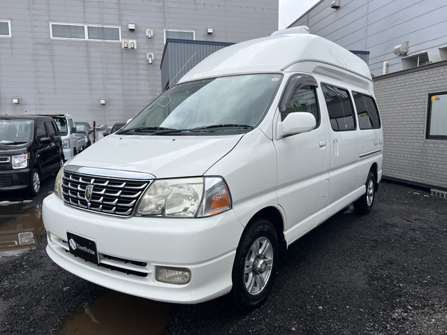 トヨタ グランドハイエース 