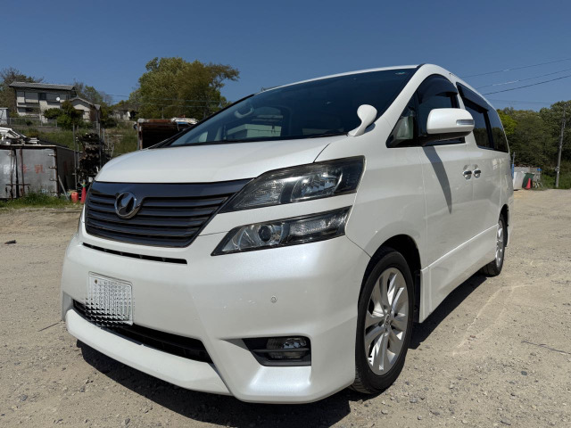 トヨタ ヴェルファイア 