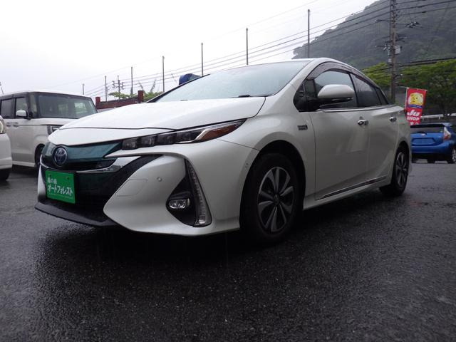 トヨタ プリウスPHV 