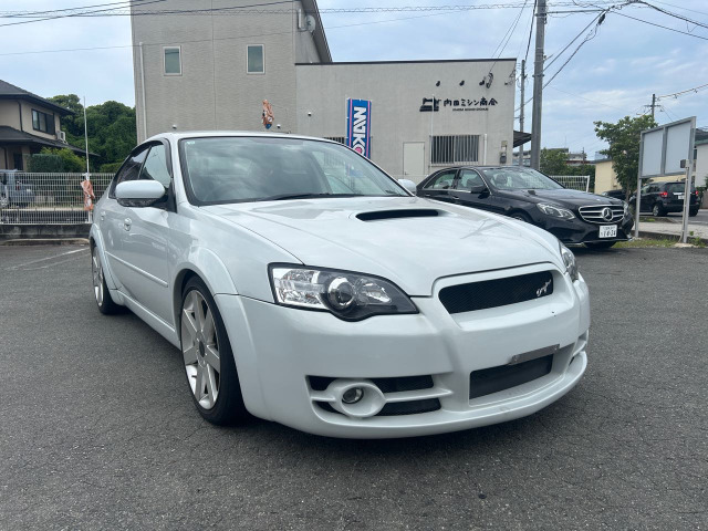 スバル レガシィB4 