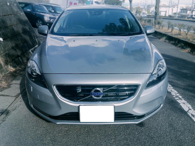 ボルボ V40 