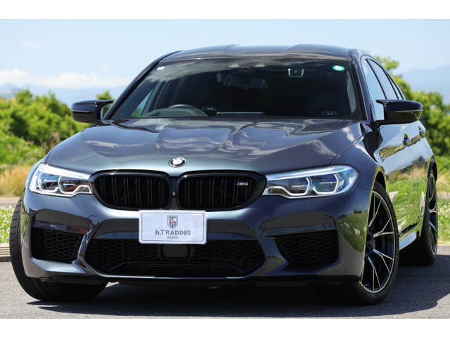 BMW M5 