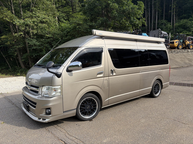 トヨタ ハイエースバン 
