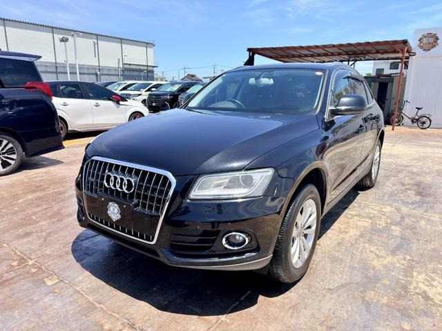 アウディ Q5 