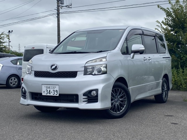 トヨタ ヴォクシー 