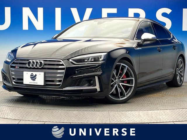 アウディ S5スポーツバック 