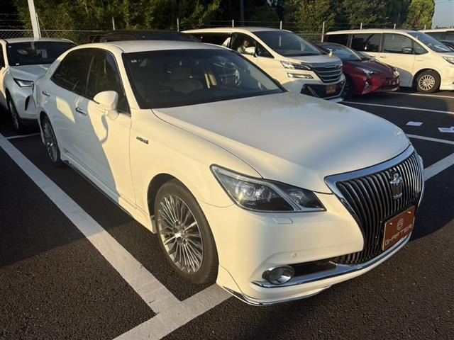 トヨタ クラウンマジェスタ 