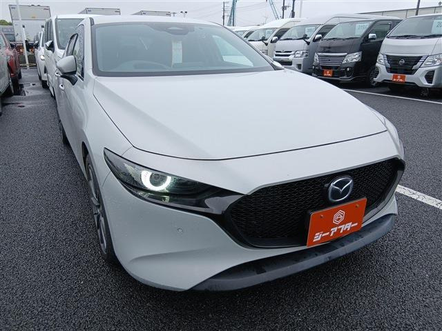 マツダ MAZDA3ファストバック 