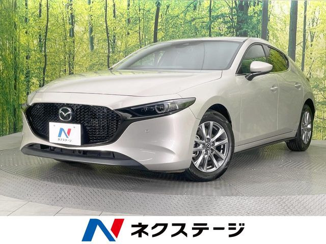 マツダ MAZDA3ファストバック 