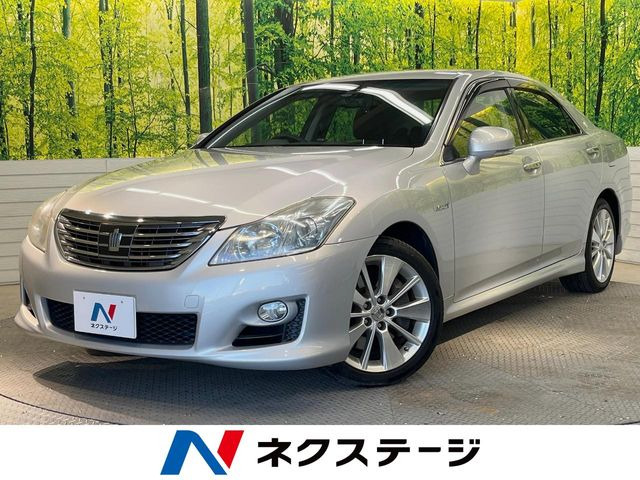 トヨタ クラウンハイブリッド 