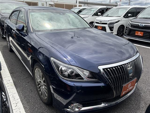 トヨタ クラウンマジェスタ 