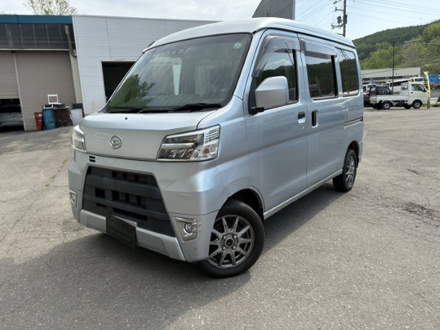 ダイハツ ハイゼットカーゴ 