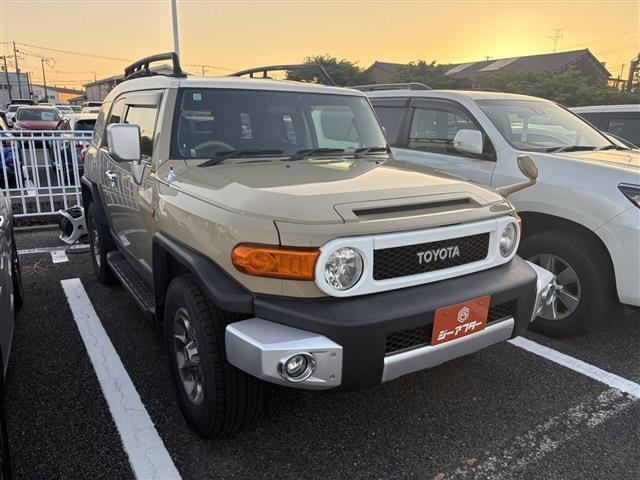 トヨタ FJクルーザー 