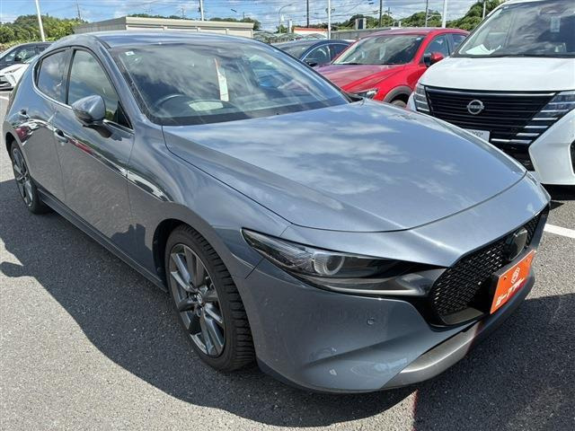 マツダ MAZDA3ファストバック 