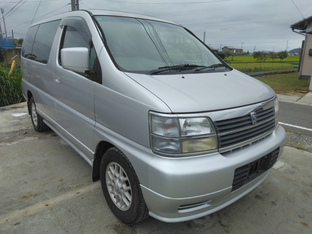 日産 エルグランド 