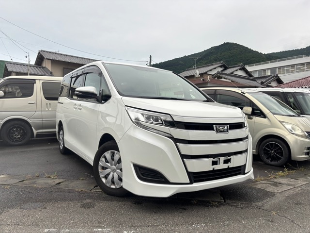 トヨタ ノア 