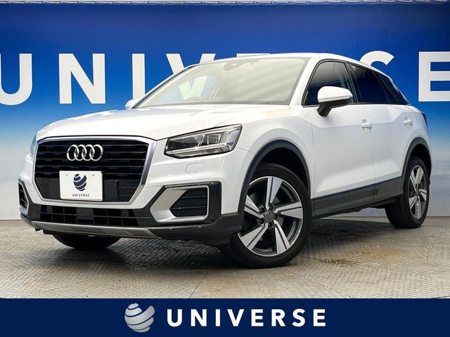 アウディ Q2 
