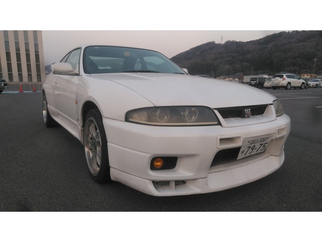 日産 スカイラインGT-R 