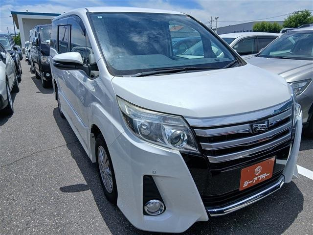 トヨタ ノア 