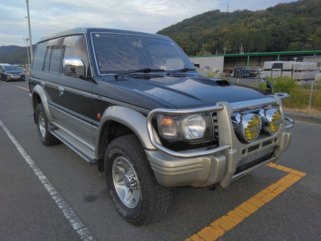 三菱 パジェロ 