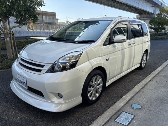 トヨタ アイシス 