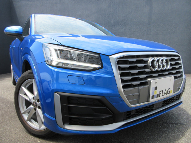 アウディ Q2 