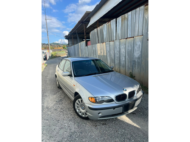 BMW 3シリーズセダン 