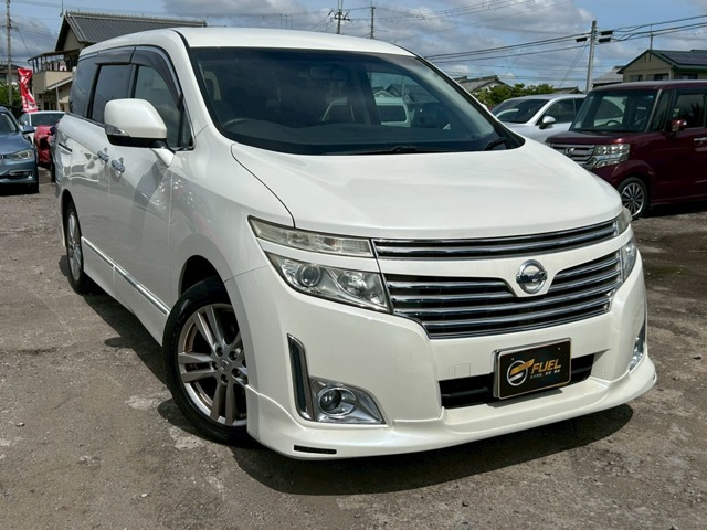 日産 エルグランド 