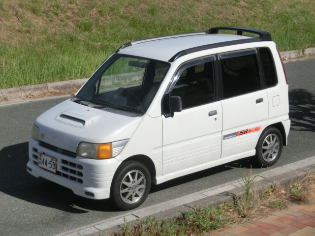ダイハツ ムーヴ 