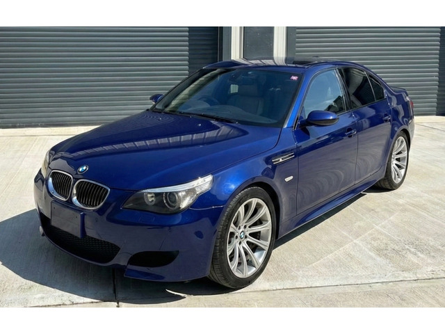 BMW M5 