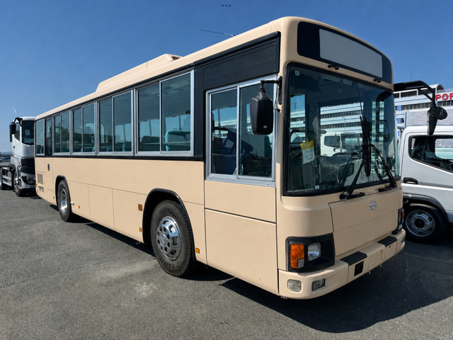 日野 ブルーリボン 