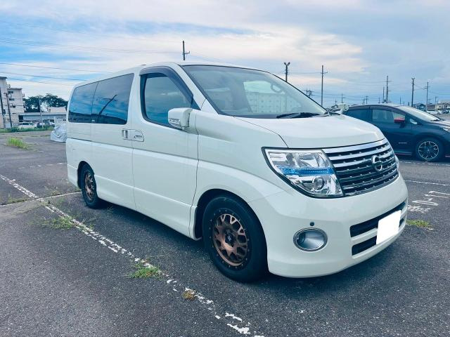 日産 エルグランド 