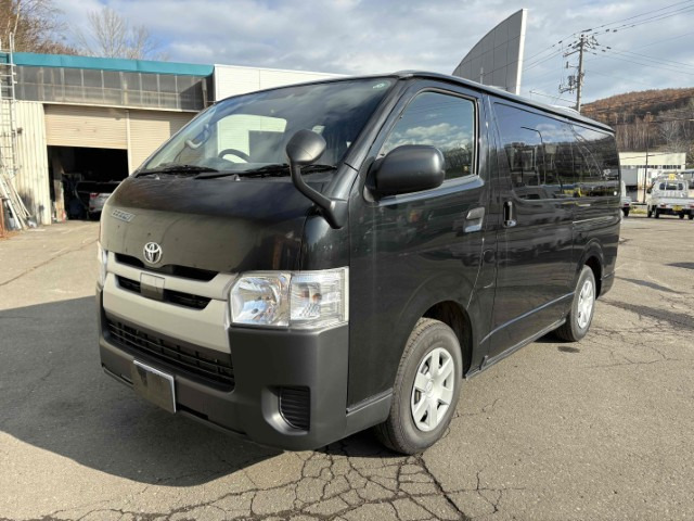 トヨタ ハイエースバン 