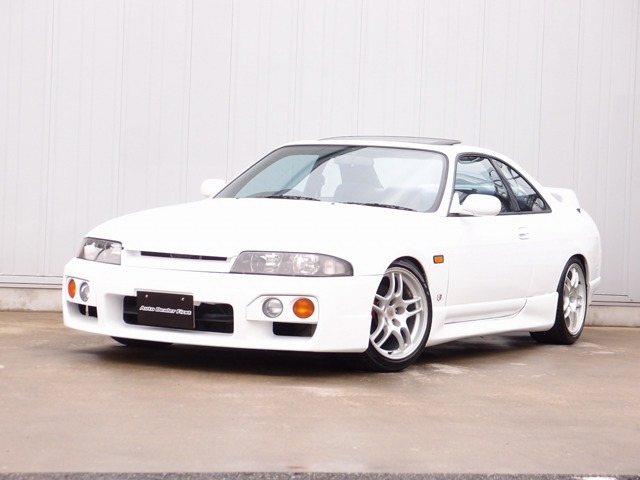 日産 スカイラインクーペ 