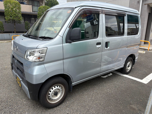 ダイハツ ハイゼットカーゴ 