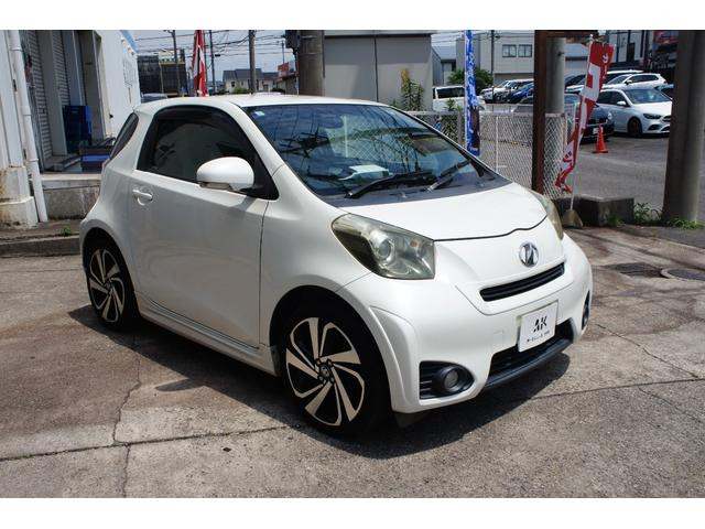 トヨタ iQ 