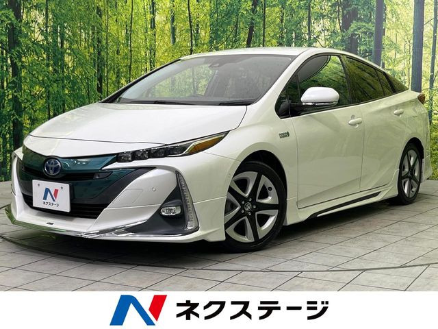 トヨタ プリウスPHV 