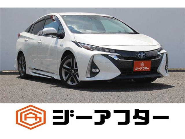 トヨタ プリウスPHV 