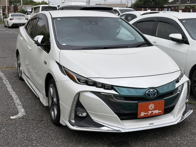 トヨタ プリウスPHV 